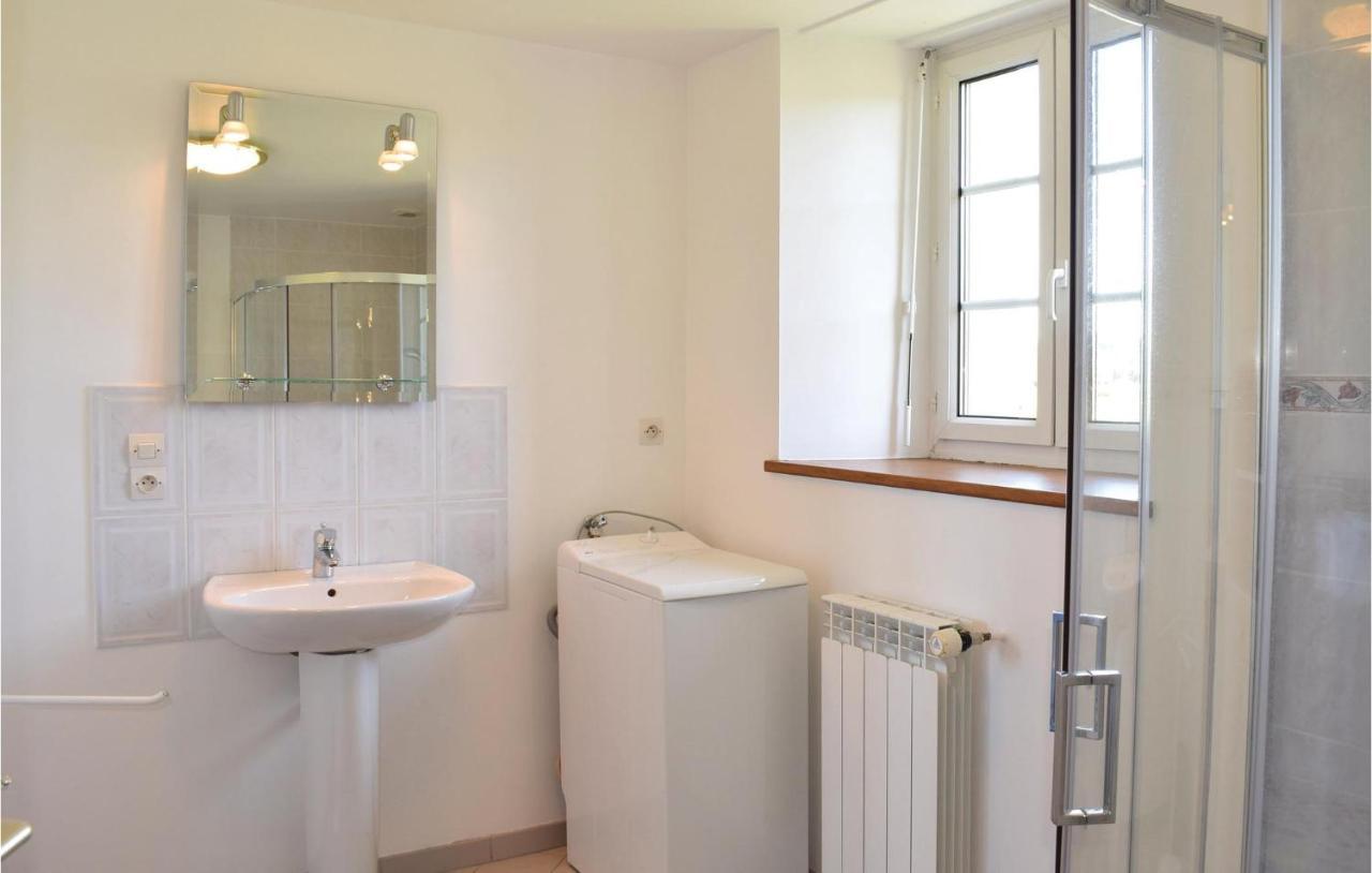 Gorgeous Apartment In Ponts With Wifi Extérieur photo